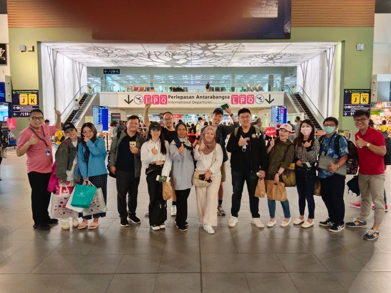 Pelancaran Kempen Promosi Malaysia sebagai Destinasi Pelancongan Utama oleh Tourism Malaysia dan Air Asia