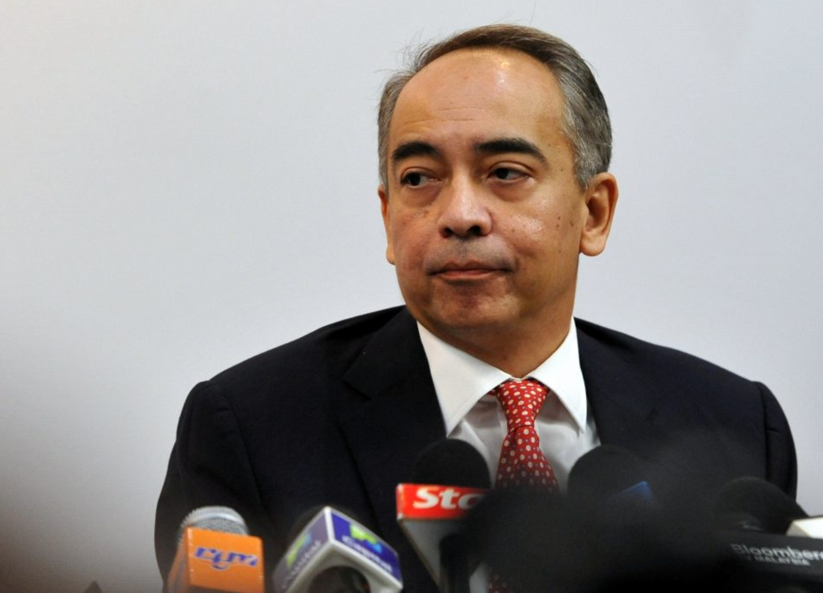 Nazir Razak bersara Pengerusi Bank Pembangunan