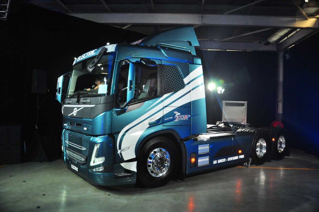 Volvo Trucks perkenal Electric Prime Mover pertama di pasaran Malaysia & Asia Tenggara