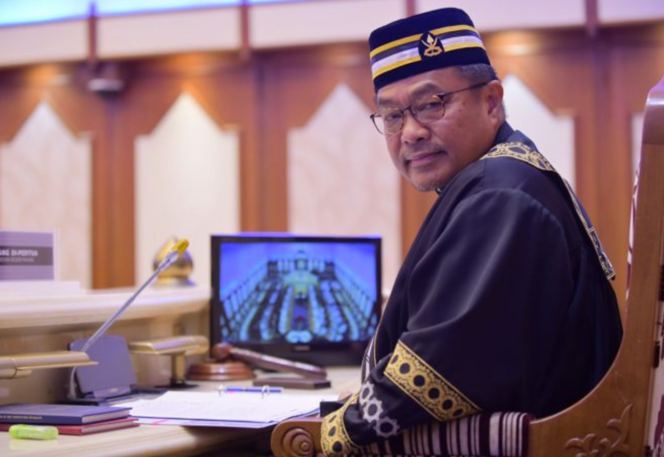 Speaker Pahang serah notis kekosongan kerusi DUN Pelangi kepada SPR