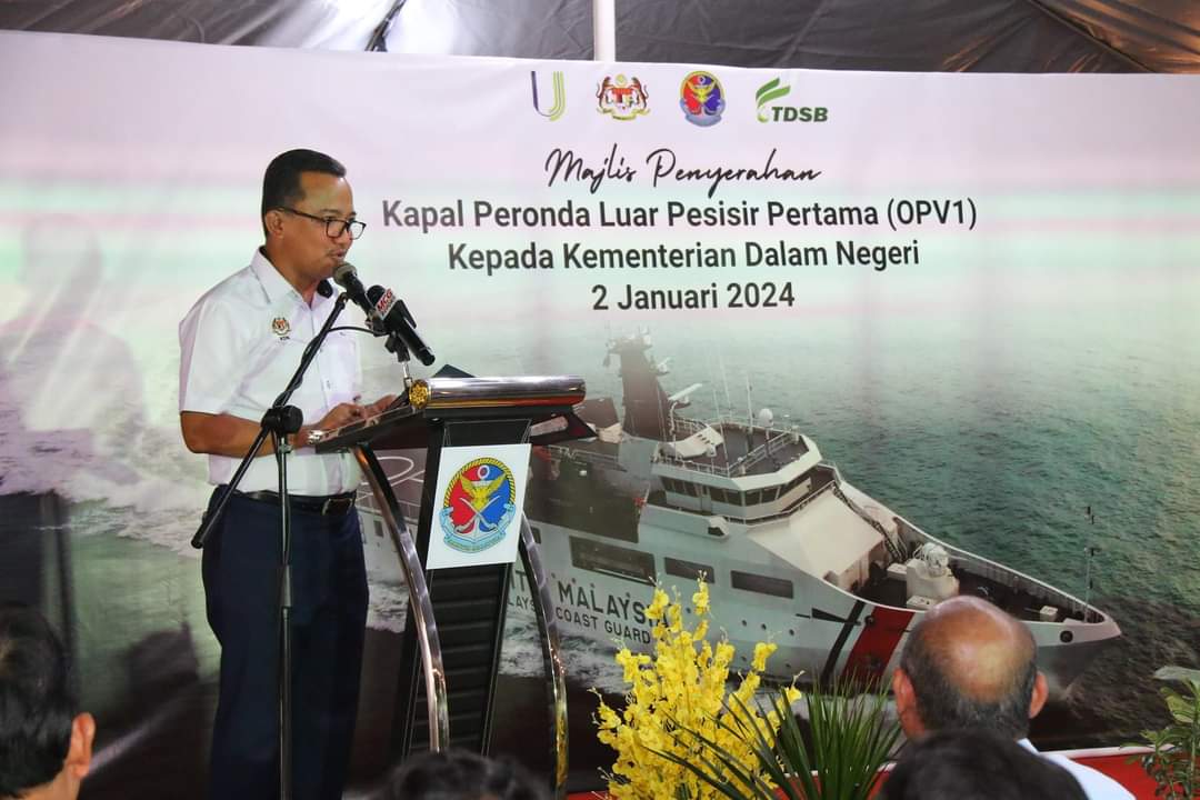 Kapal Peronda Luar Pesisir pertama diserah kepada APMM