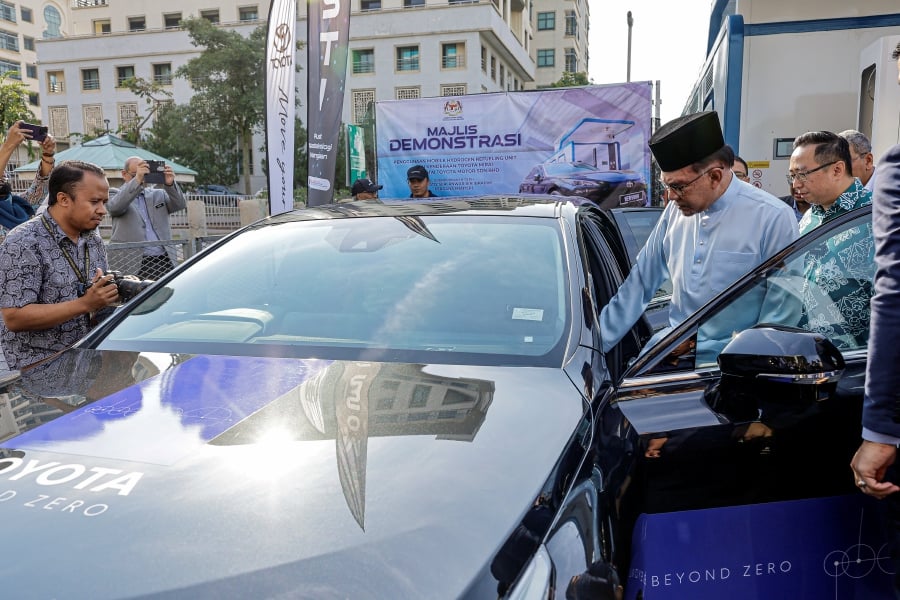 PM Anwar: Malaysia’s hydrogen fuel ecosystem can grow rapidly